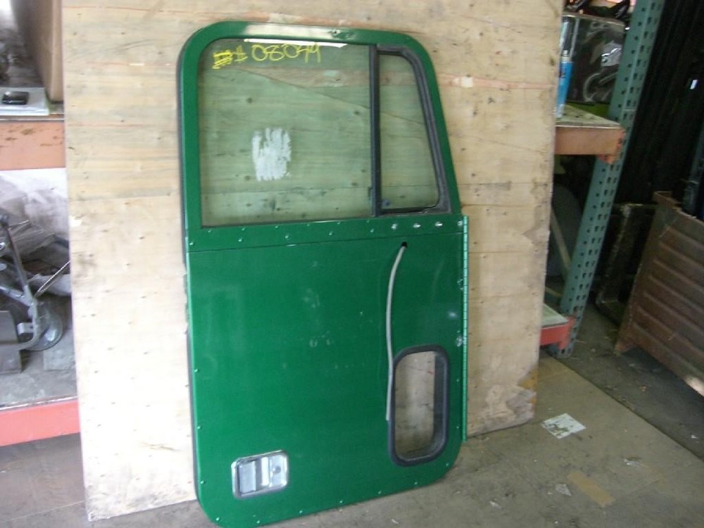 For 1996 UNKNOWN DOOR ASSEMBLY Right ,  MN