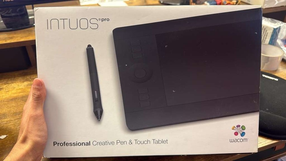 Wacom Intuos Pro Digital Graphic Drawing Tablet for Mac or PC, Small (PTH451)
