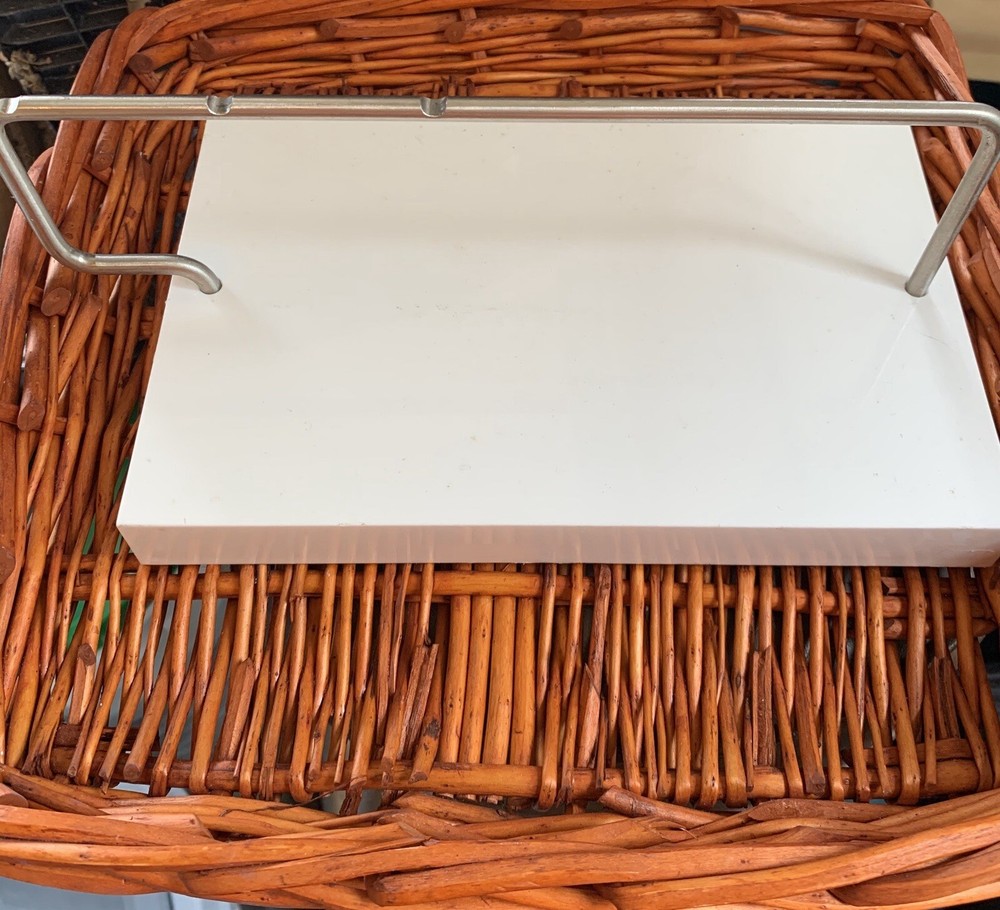 glasses display stand