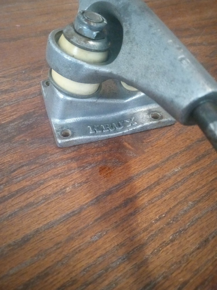 Krux Skateboard Trucks - Pair