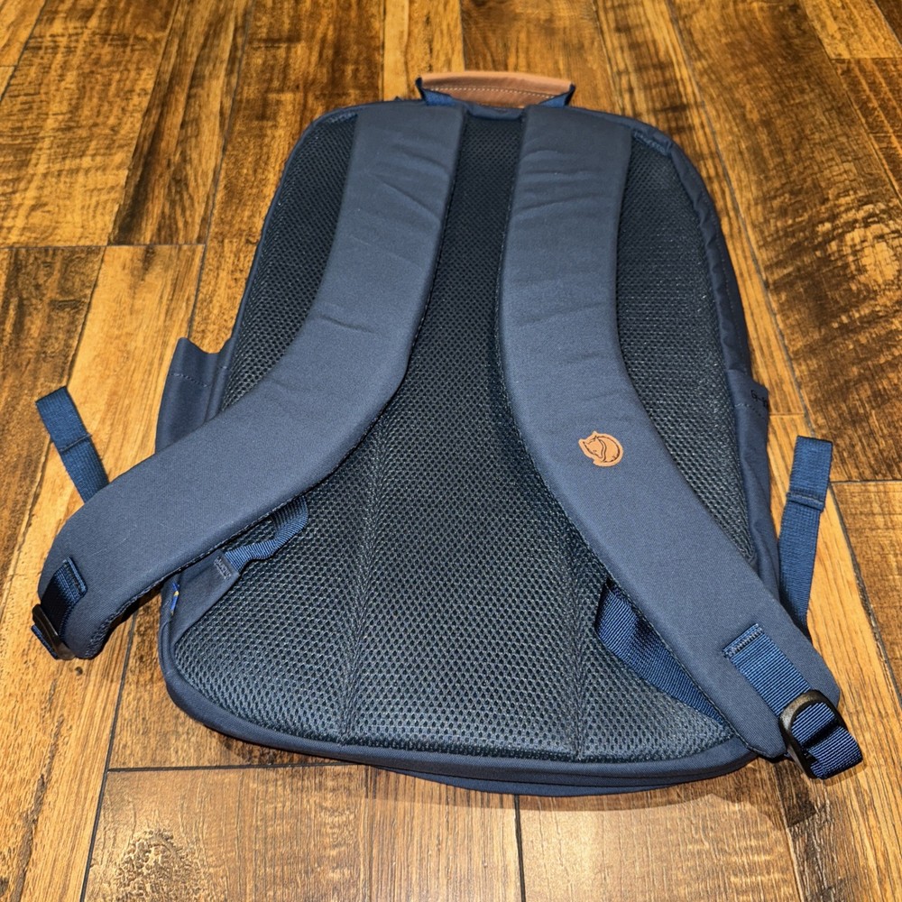 Fjallraven Raven 28/navy