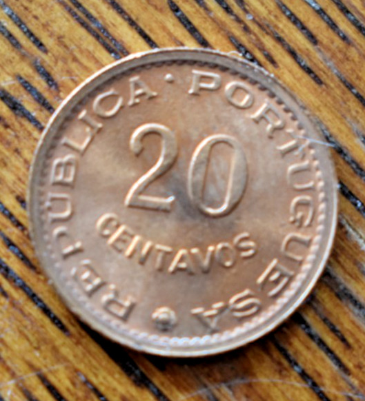 MOZAMBIQUE 1974 20 Centavos