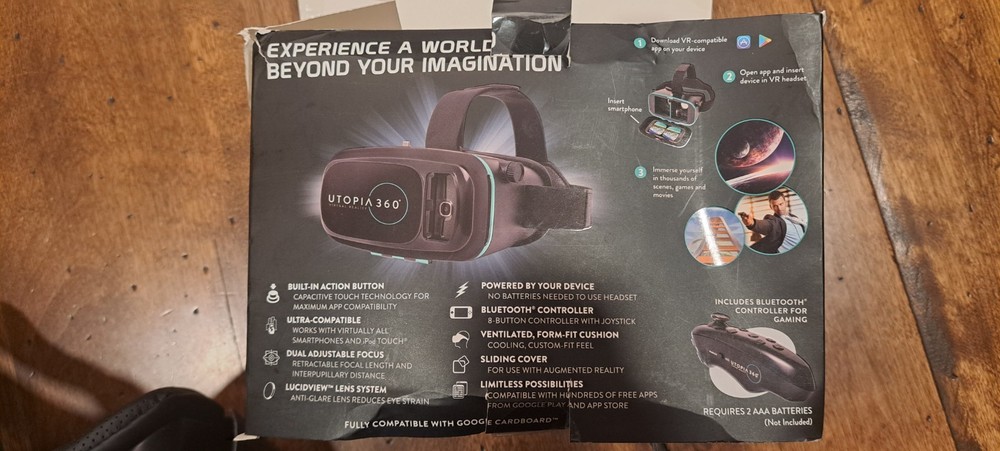 Utopia 360 Virtual Reality 3D Headset + Bluetooth Controller and box - used