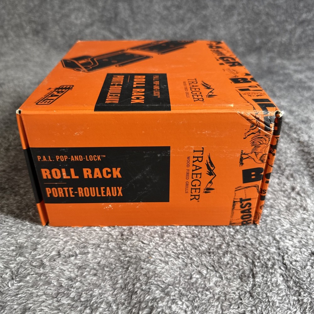 Traeger P.A.L. Pop-And-Lock Roll Rack BAC655 Open BOX