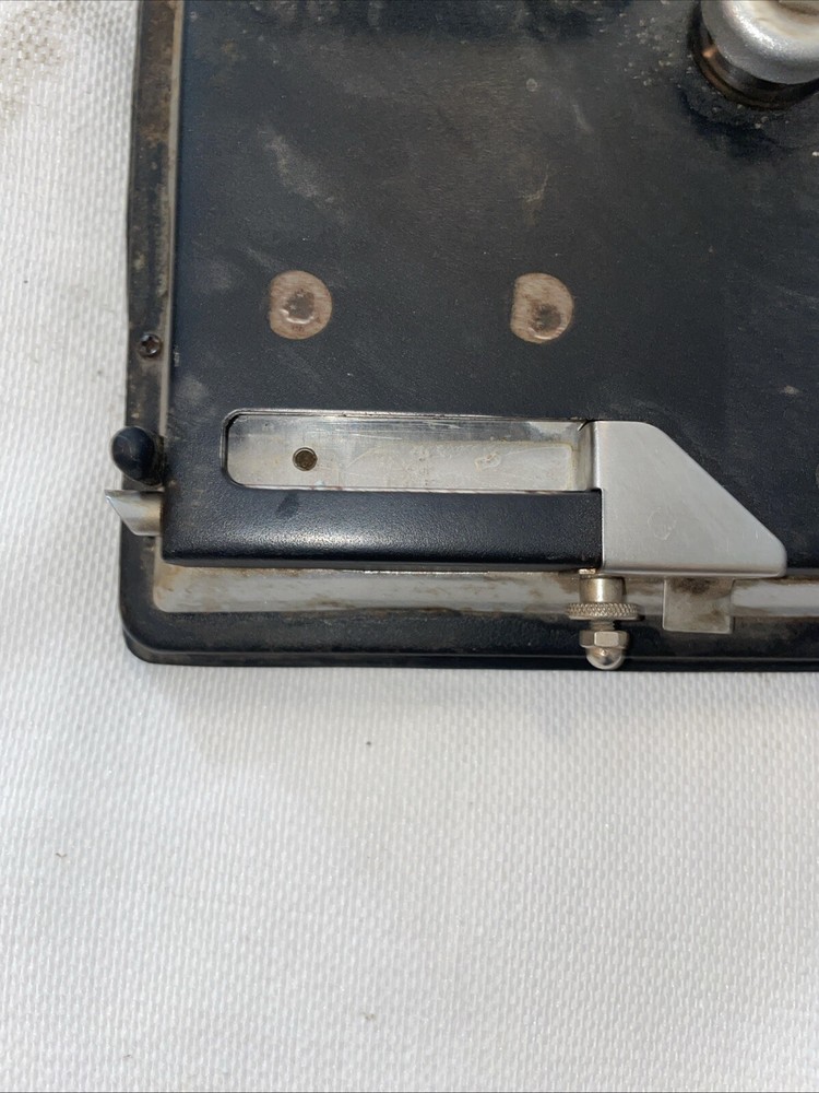VINTAGE TOP CIGARETTE ROLLING MACHINE
