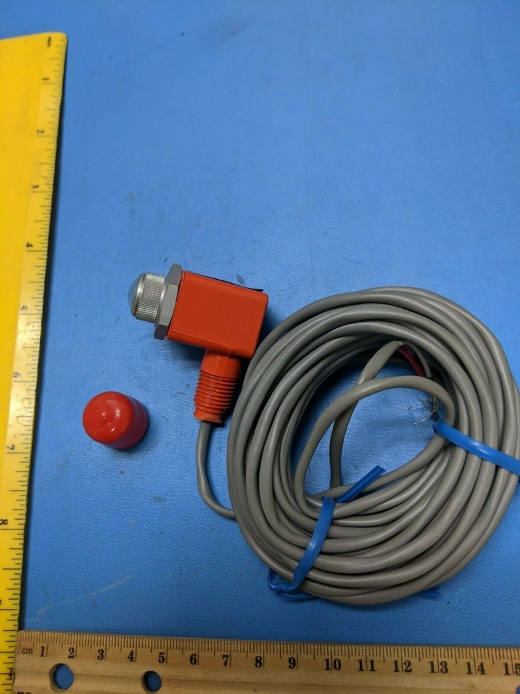 INDICATOR LIGHT  MICRO SWITCH LS1C-20  ( ONE )