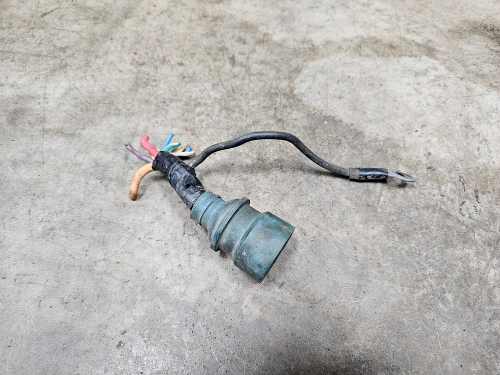 OMC Stringer Blue Plug Engine End Harness 10 Pin Freshwater