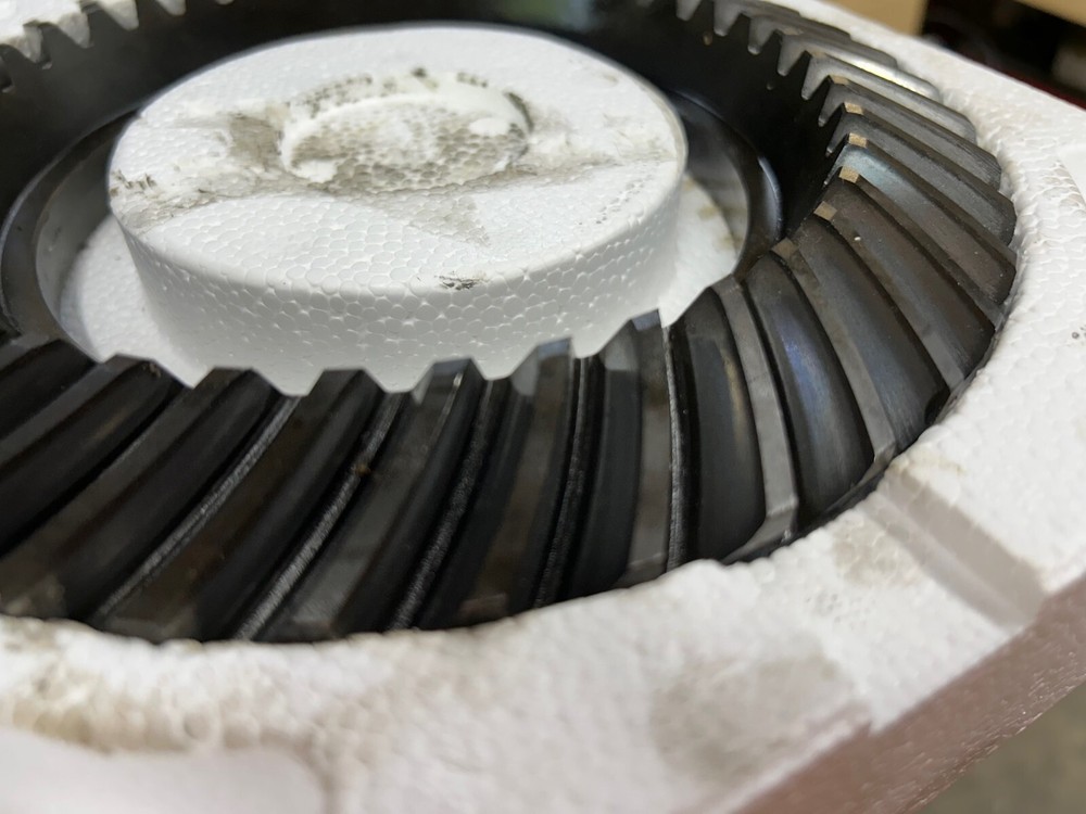 373 12 Bolt Ring and Pinion Perfect Condition