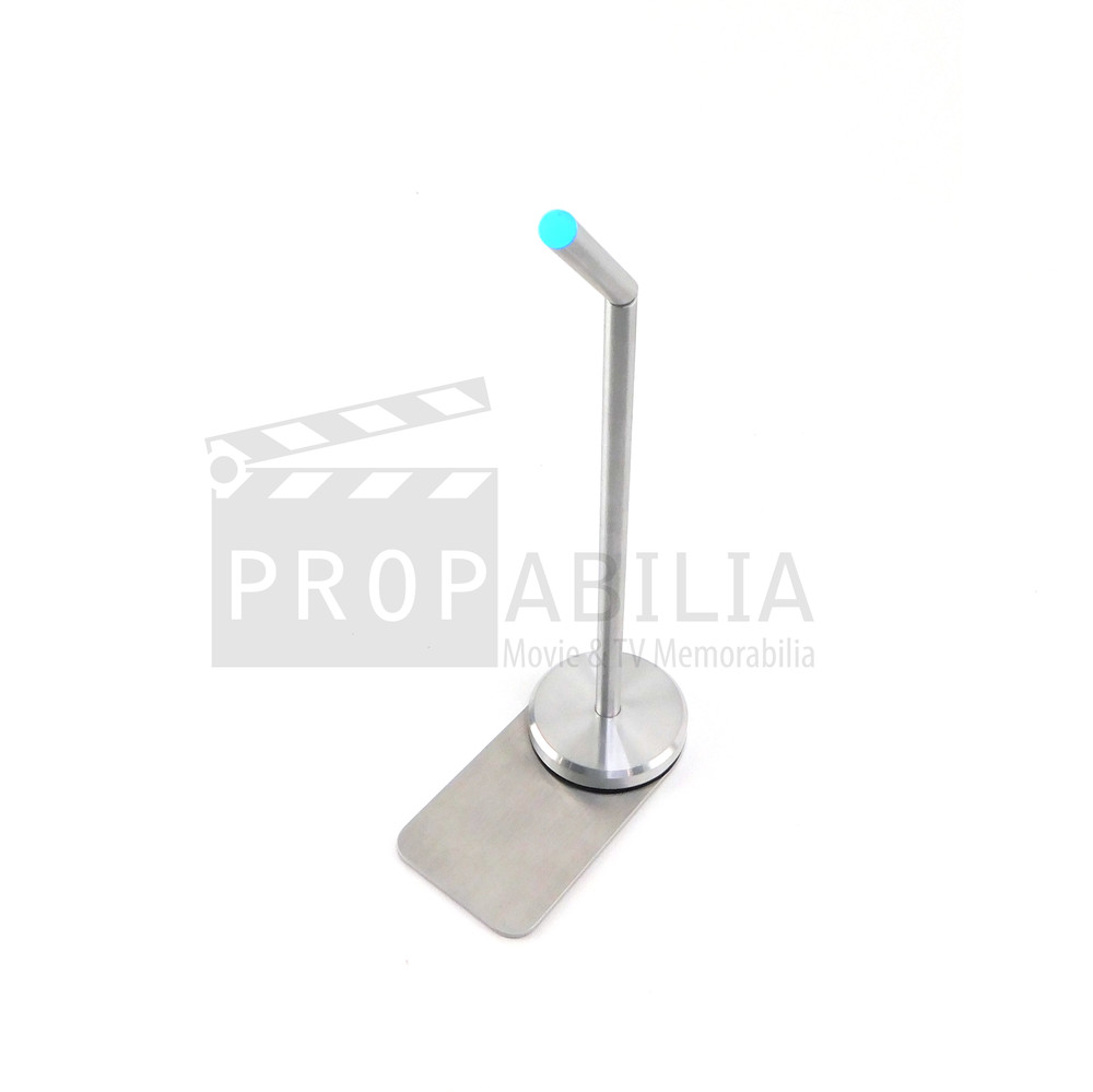 UPLOAD Horizon Desk Set Original Prop (1016-2409)