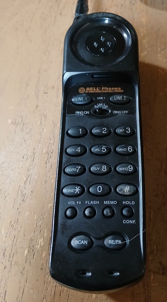 Bell Phone, 900MHZ - Used