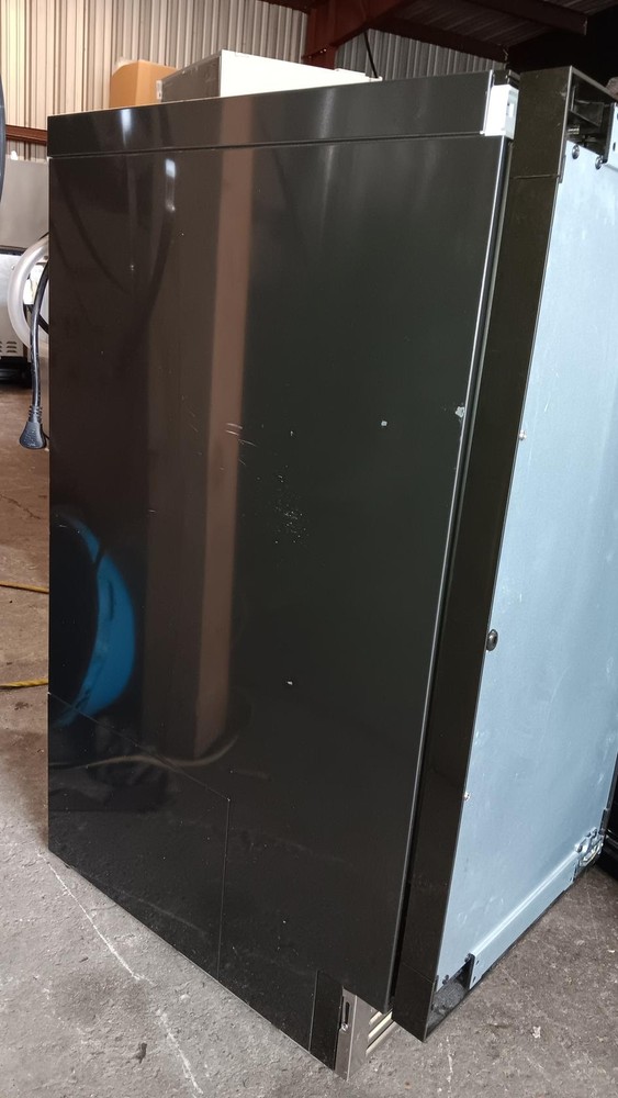 GE UCC15NPRII Ice Maker 15 inch - Clear Ice - Custom Panel Ready