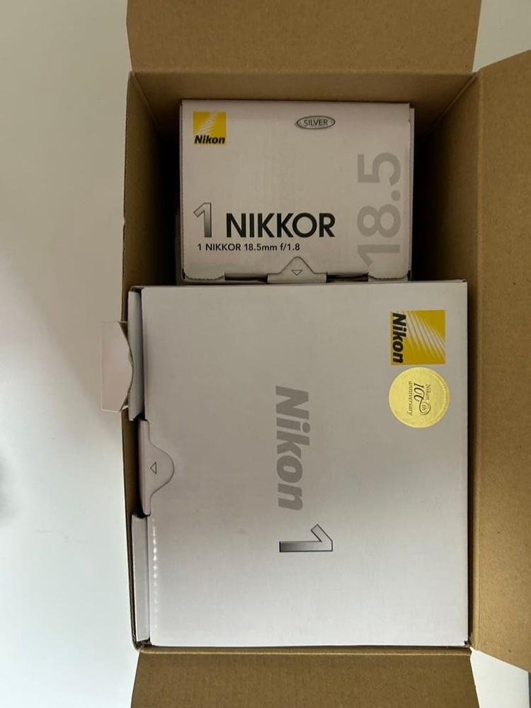 Nikon J5 709311