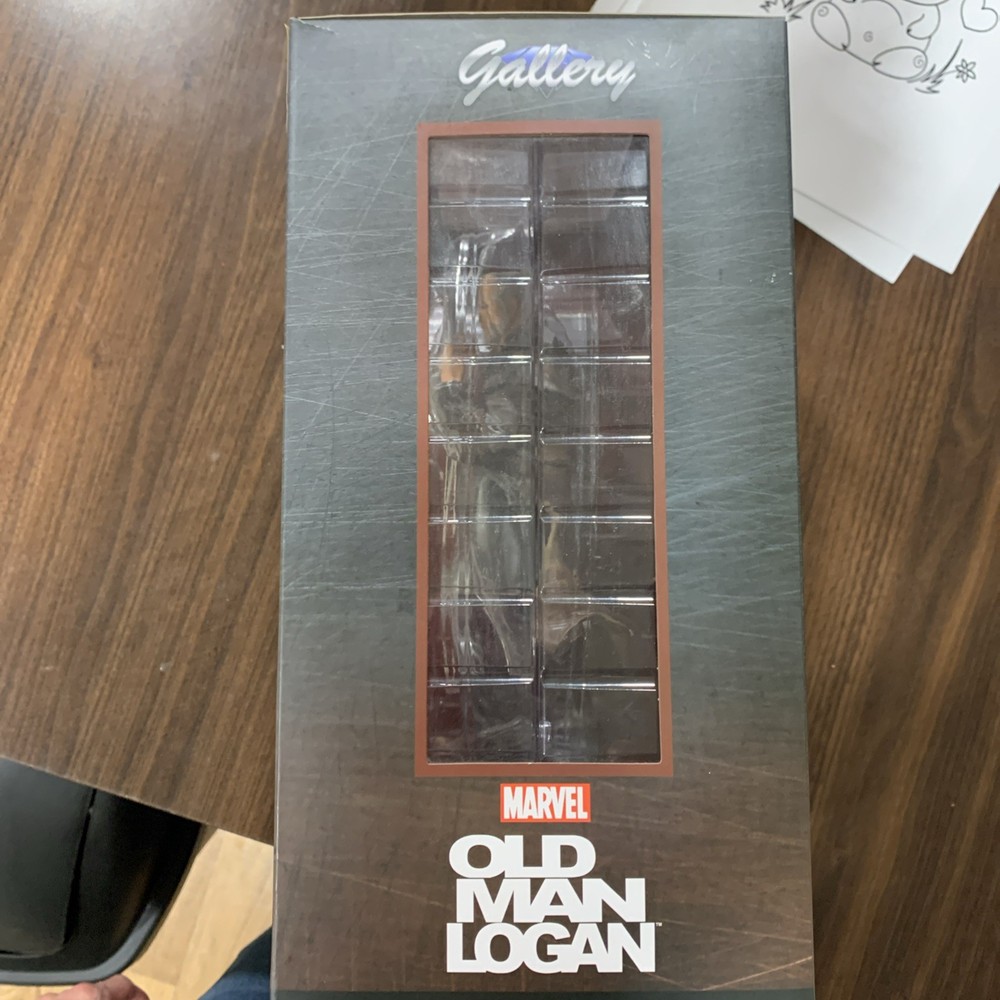 2017 Diamond Marvel Gallery Old Man Logan Statue 9” Tall