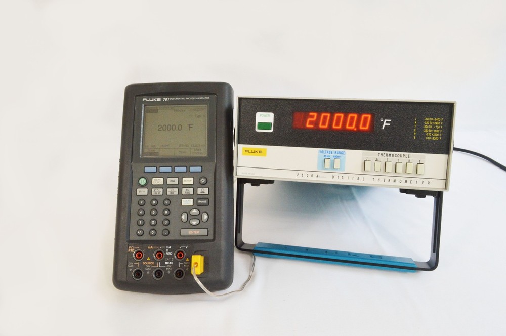 Fluke 2100A Reference Digital Thermometer with option -06 CALIBRATED GUARANTEED