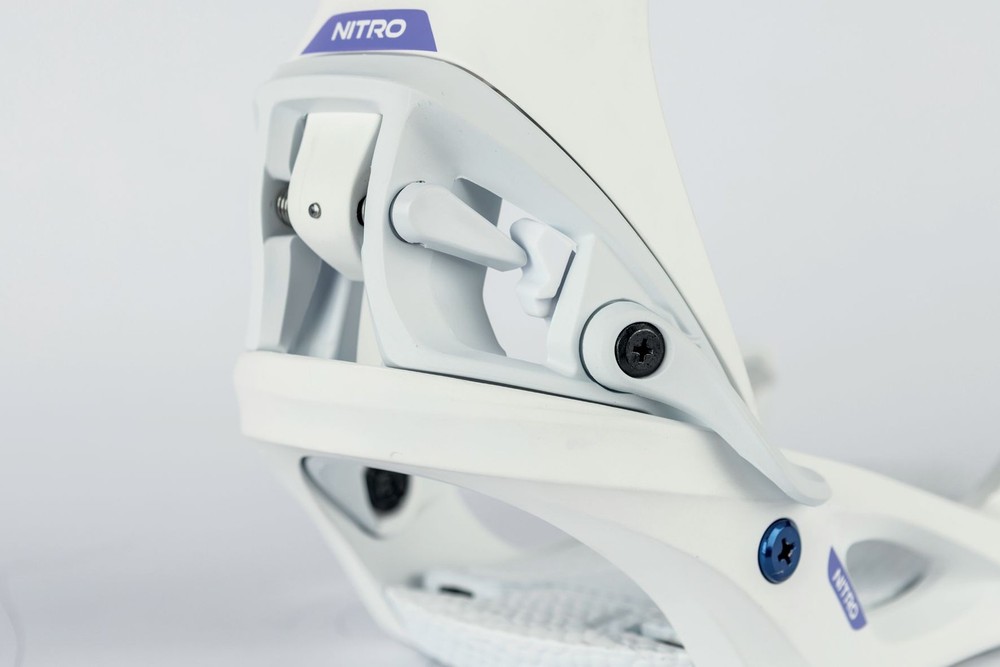 Nitro Step-On Women's Snowboard Bindings, White, Large MY26