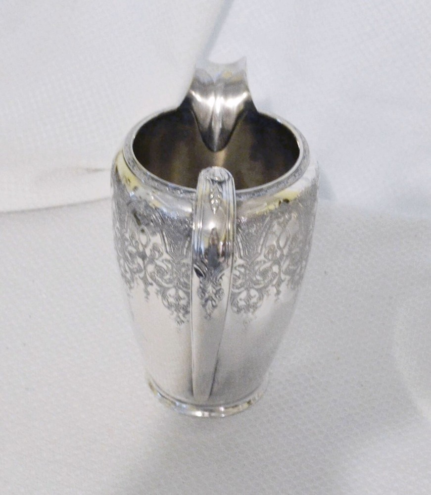 Vintage INTERNATIONAL SILVER WILCOX Silverplate Paisley Pattern Water Pitcher