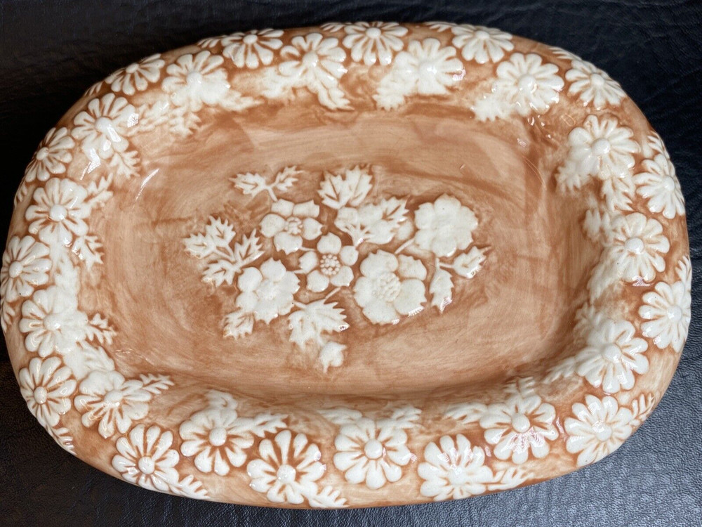 Ceramic Floral Footed Soap Dish Signed Elsa