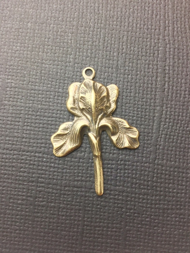 30283 2 Pc Brass Oxidized Victorian Iris Charm Jewelry Finding