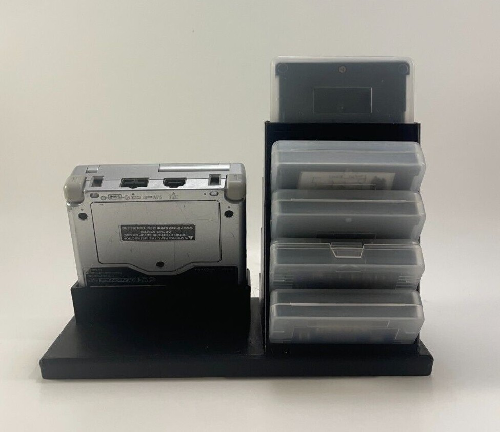 Game Boy Advance SP & 8 Game's in Protective Case's - DISPLAY ONLY (Customize)