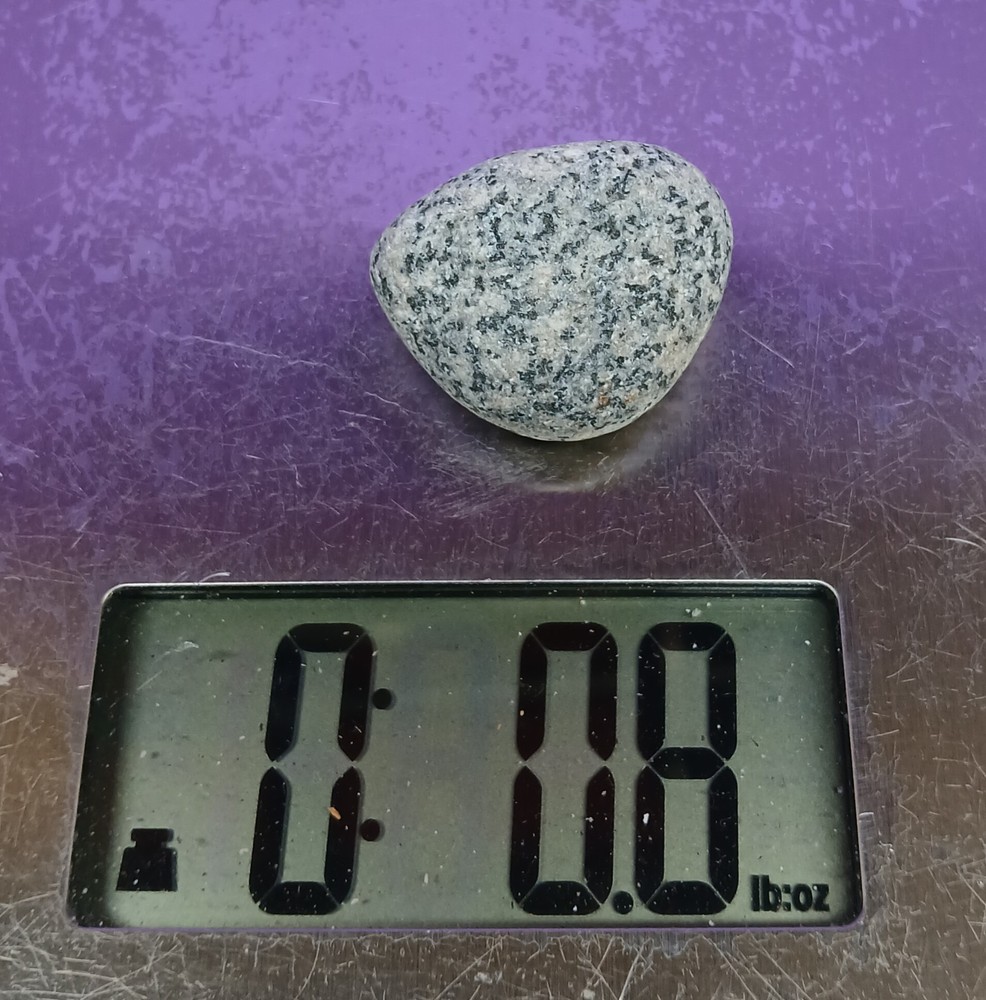 Fluorescent Sodalite ( Yooperlite ) 0.8 oz. A Nice Bright Yooperlite