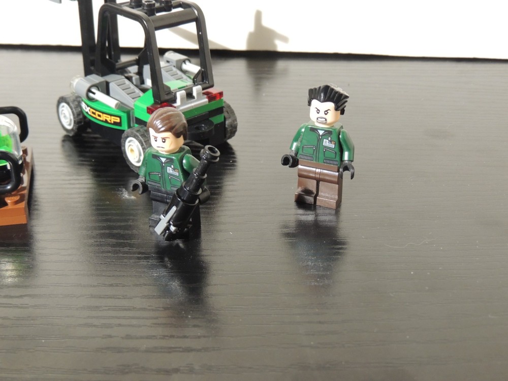 LEGO 76045 Super Heroes Kryptonite Interception Complete