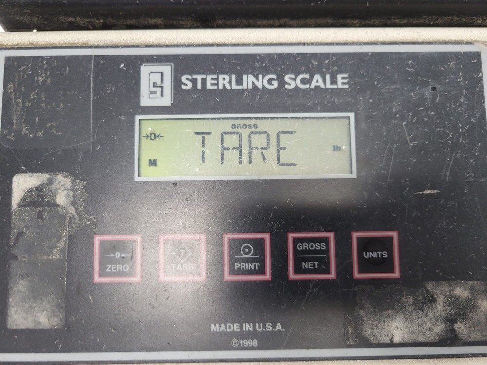 Sterling Scale Model 820 Counting Scale