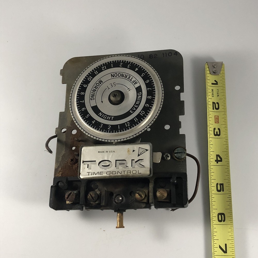 Tork Time Control 10 82 1104 15 Amp Time Switch Circuit Control Untested ATMX