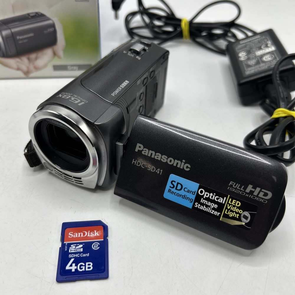 Panasonic HDC-SD41 Camcorder Boxed with Accessories Include Memory Card