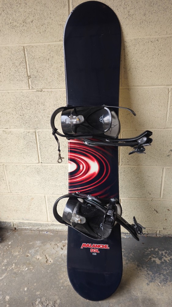 Avalanche Snowboard