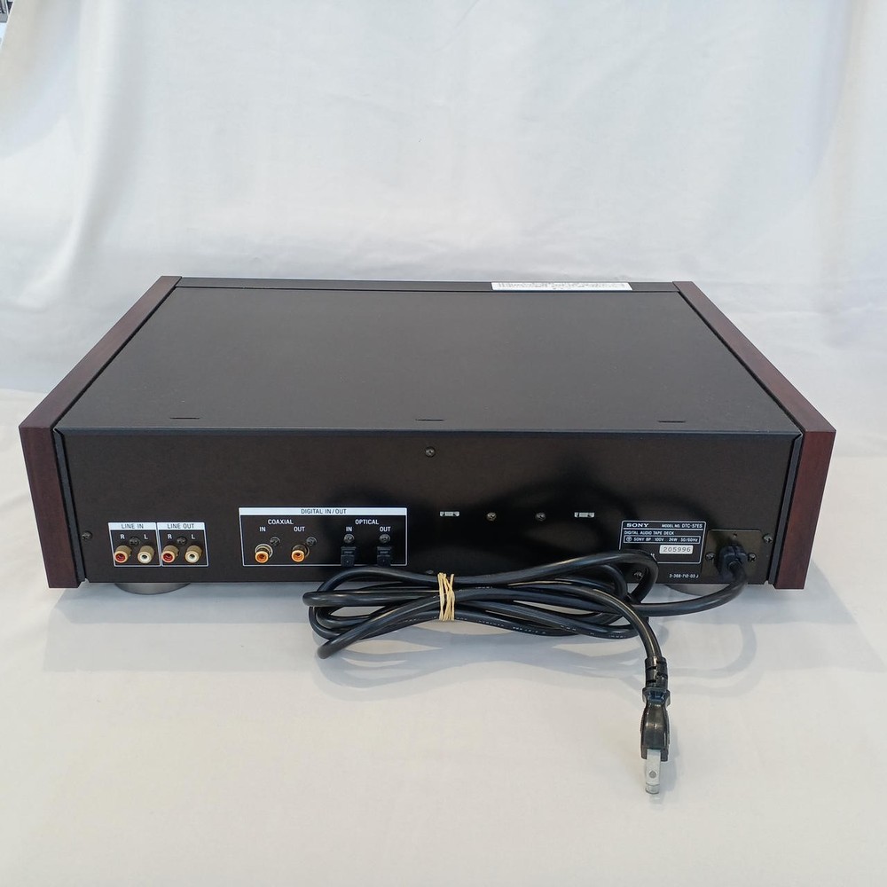 SONY DTC-57ES DAT deck