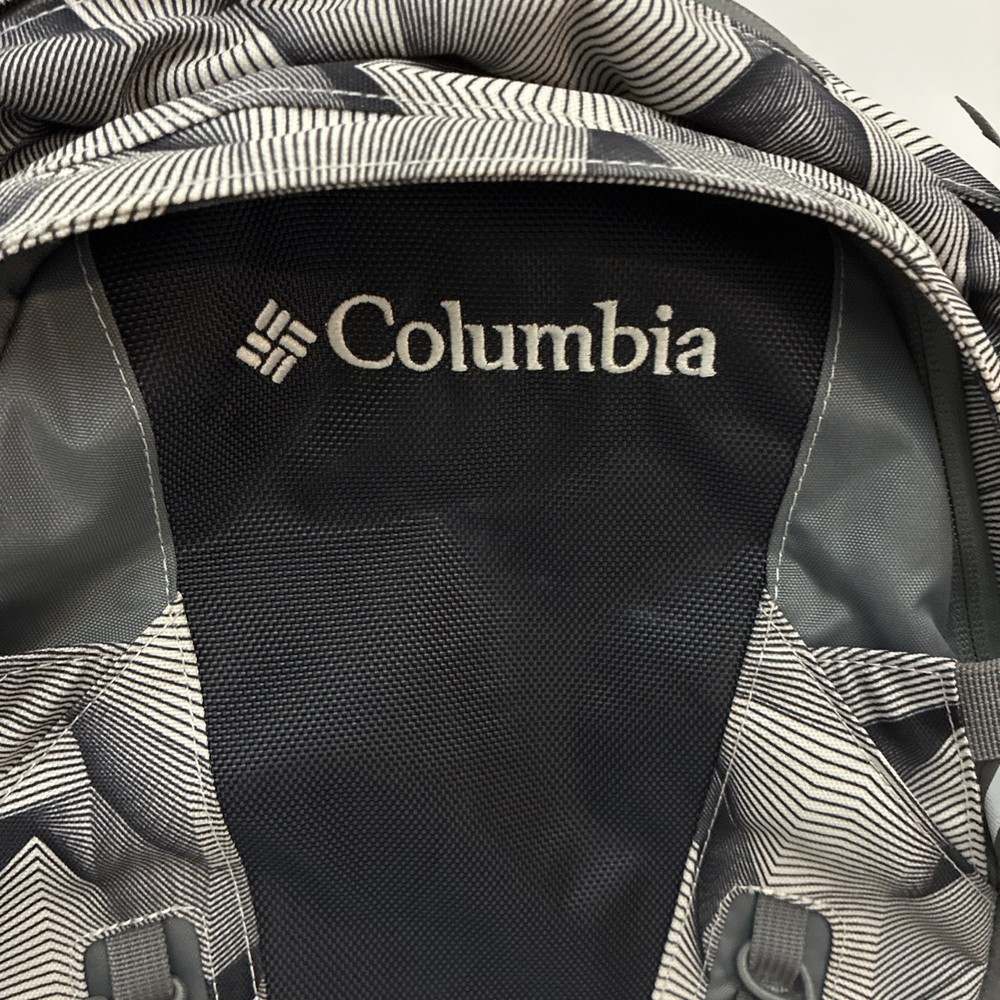 Columbia Bugaboo Stryker Ski Backpack Gray, & Black NWT