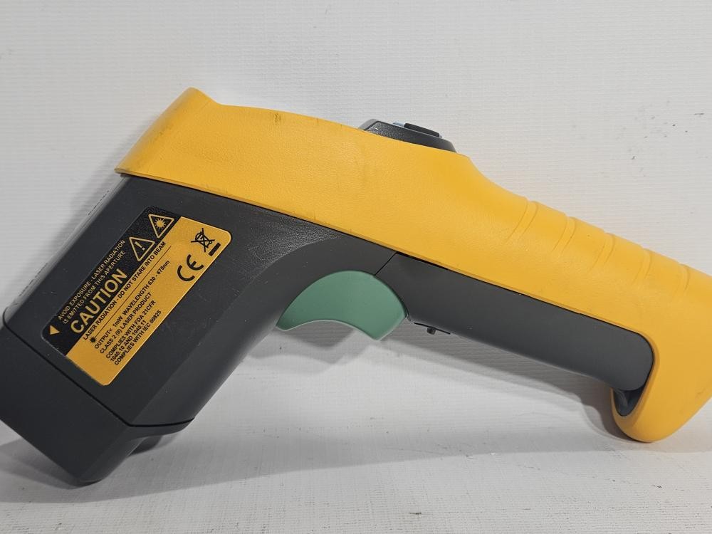 FLUKE MULTIMETER 561 HVACPRO (P14023984)