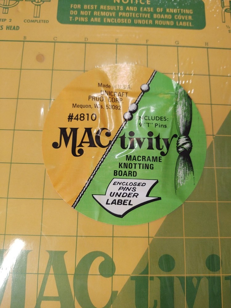 Vintage MACtivity Uni Craft Macrame Work Board & T-Pins 12” X 19”