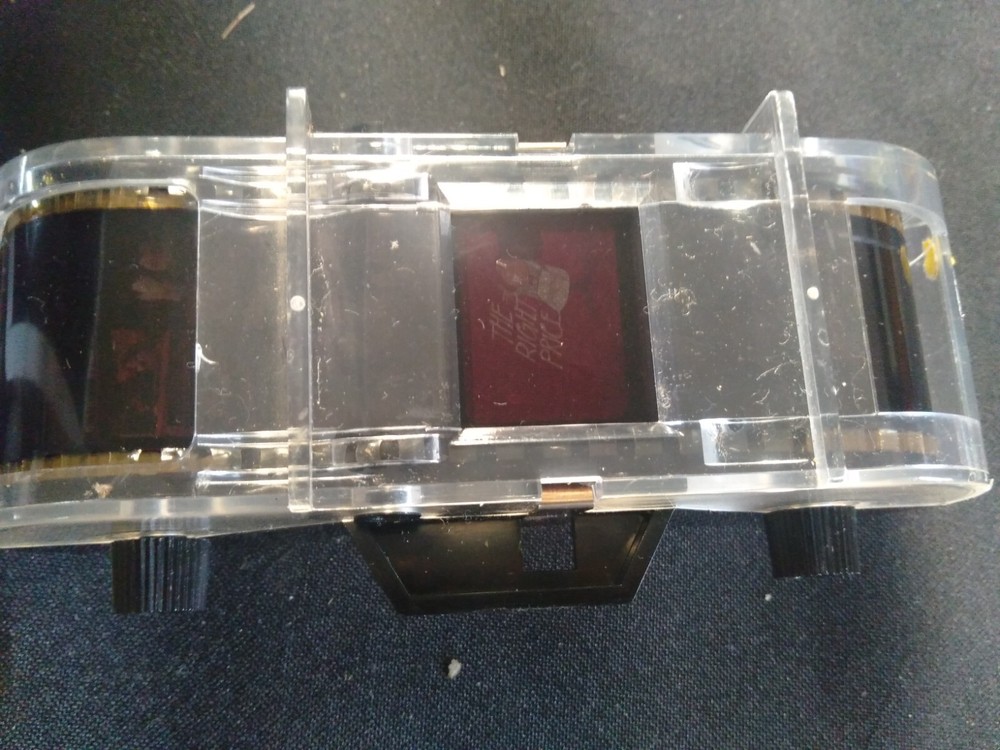 Lucky Cassette Projector Model 230 - Vintage projector