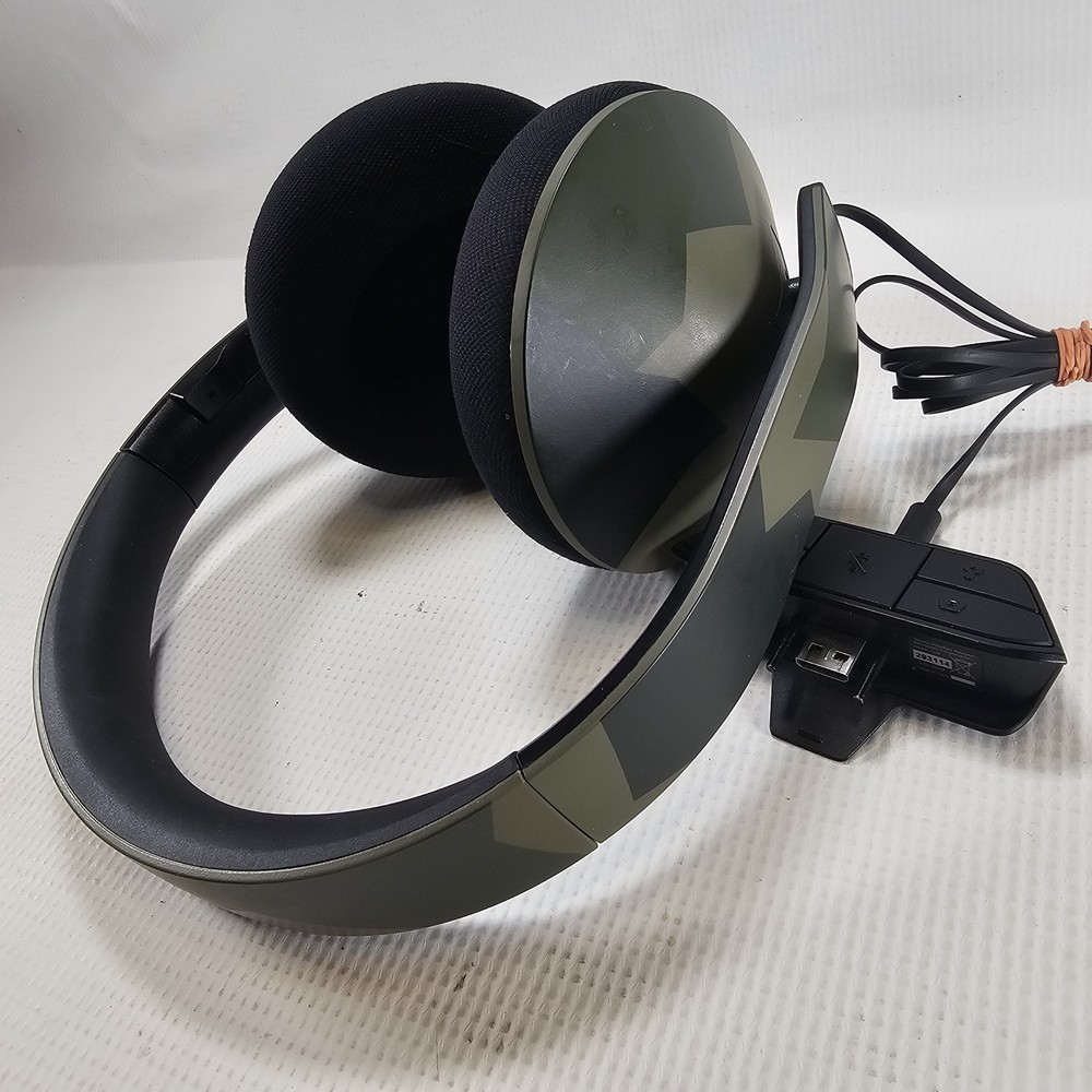 Microsoft Xbox One Armed Forces Camo Wired Stereo Headset Mic