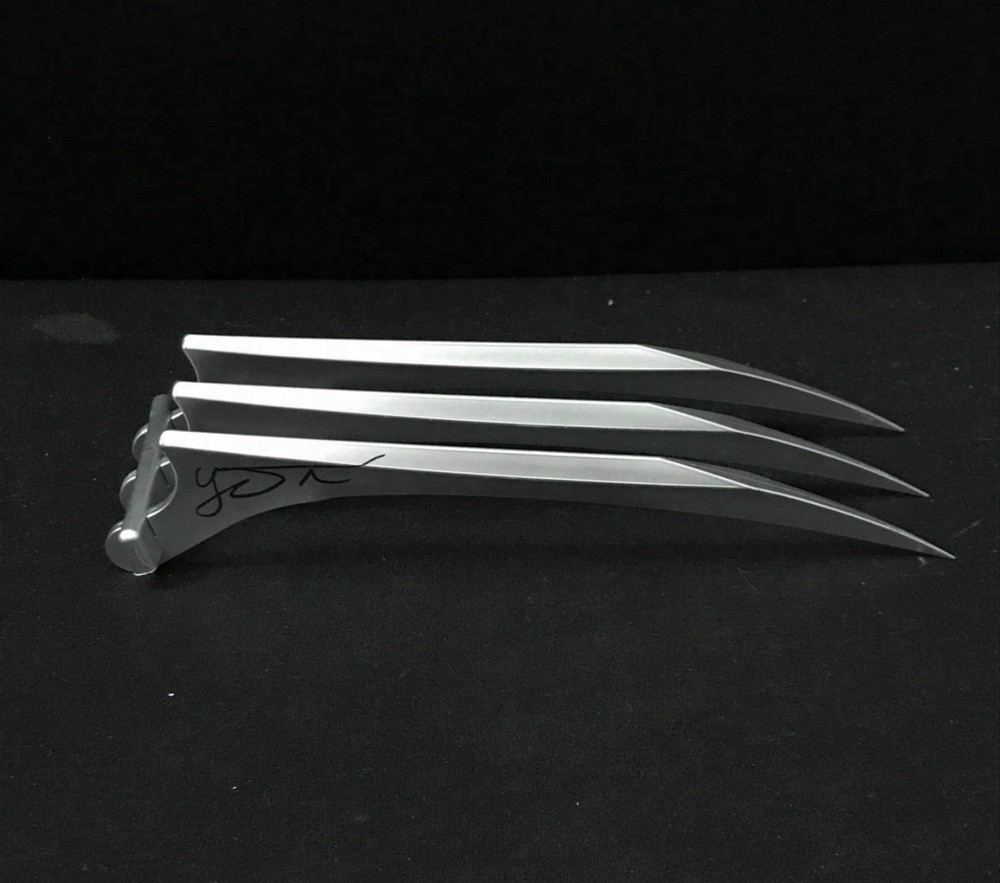 Hugh Jackman Signed Plastic Wolverine Claws w/COA