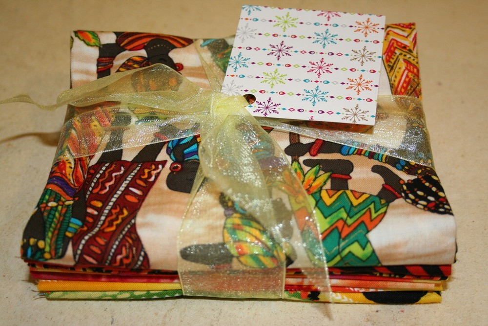 #848 Kenta Warm Tone 7 Fat Quarter Fabric Bundle