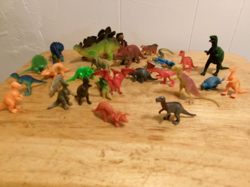 plastic dinosaurs lot vintage