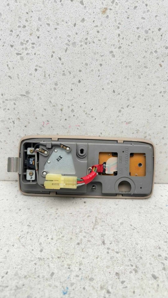 95 LEXUS ES300 Interior Light Dome Light Oeverhead light