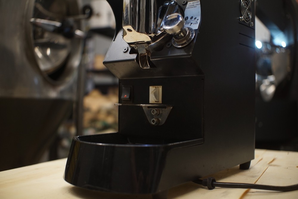 Nuova Simonelli Mythos Clima Pro Commercial Espresso Grinder