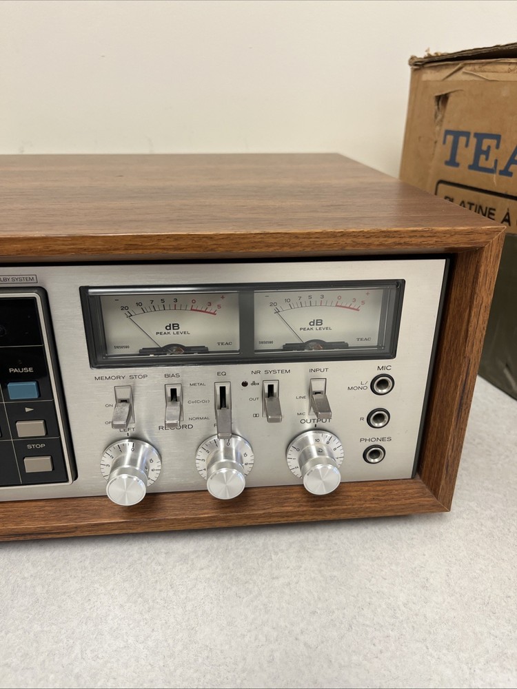 Read Issue TEAC A-550RX STEREO CASSETTE DECK Original Box