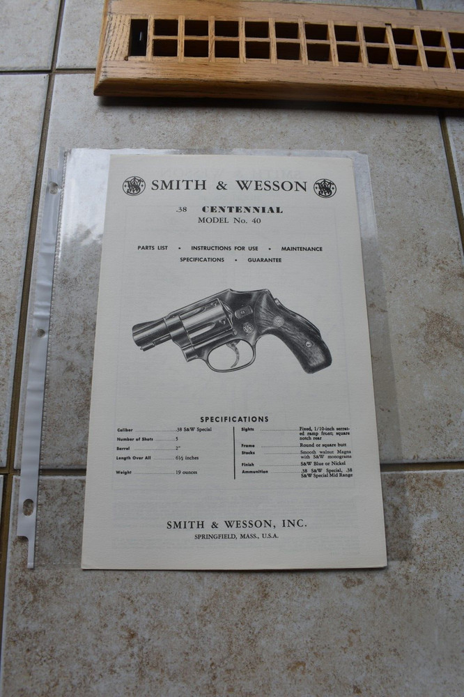 ORIGINAL SMITH & WESSON MODEL 40 CENTENNIAL .38  INSTRUCTION OWNERS MANUAL
