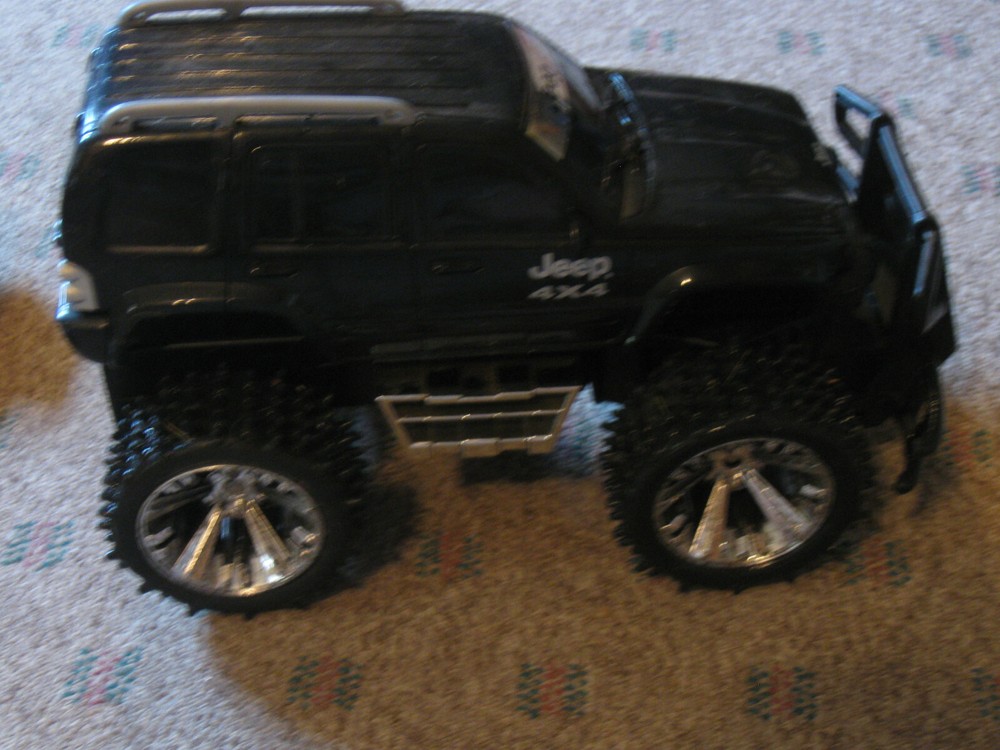 RADIO CONTROLLER CAR - JEEP