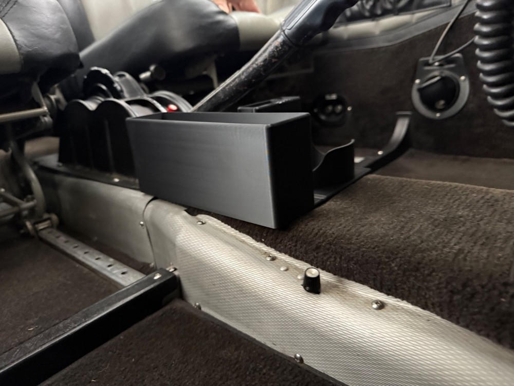 Aviation Center Cup Console compatible with Piper Pa28