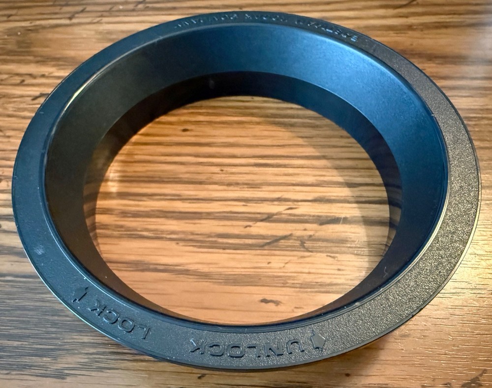 Locking ring for carousel slide tray (Kodak)