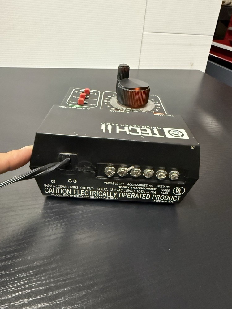 MRC Tech II Railmaster 2400 Model Train Control Powerpack Transformer