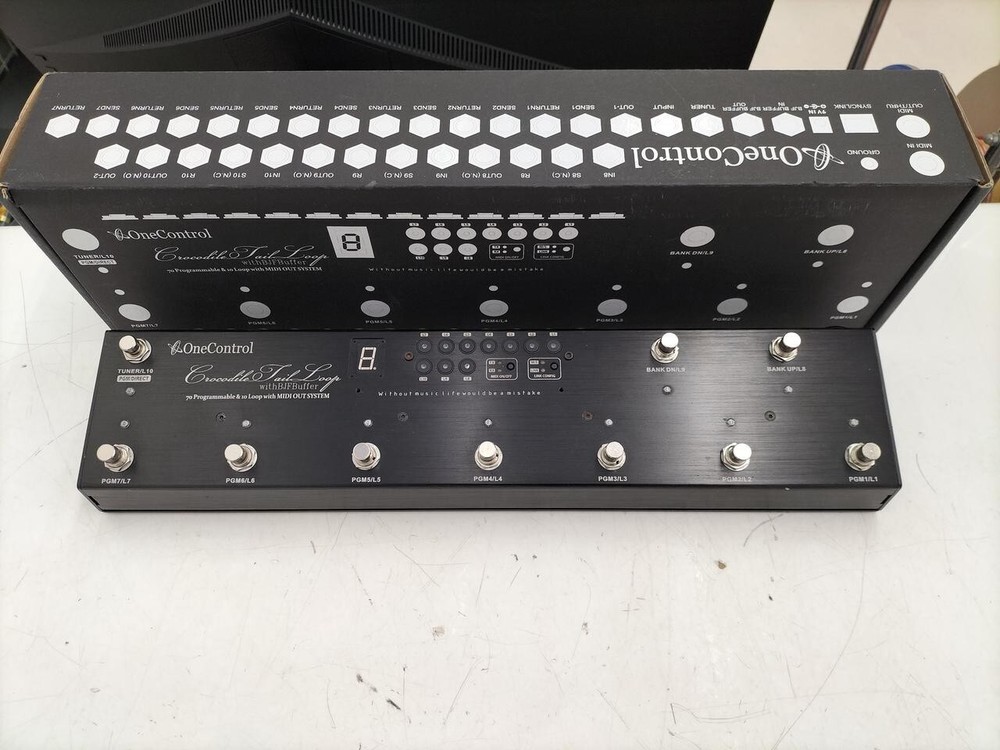 One Control Crocodile Tail Loop OC10 Programmable Switcher Used Japan