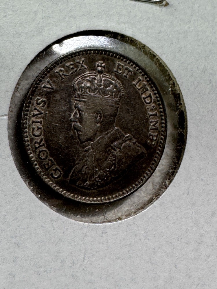 1911 Canada 5 Cents Small Silver Coin