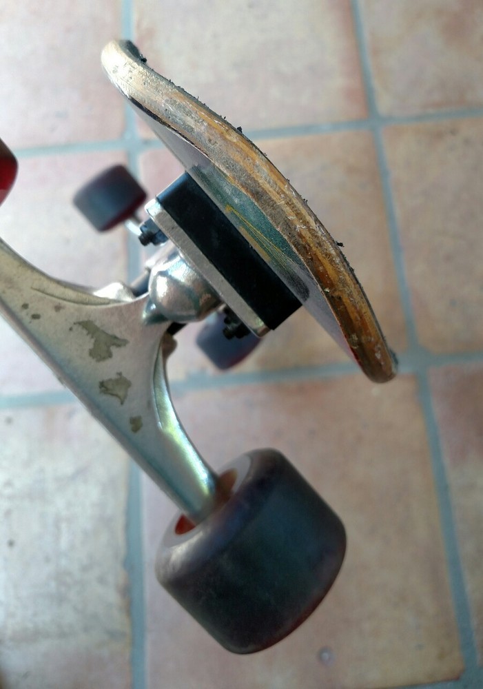 Sector 9 complete 26" skateboard Gullwing mission 1 trucks