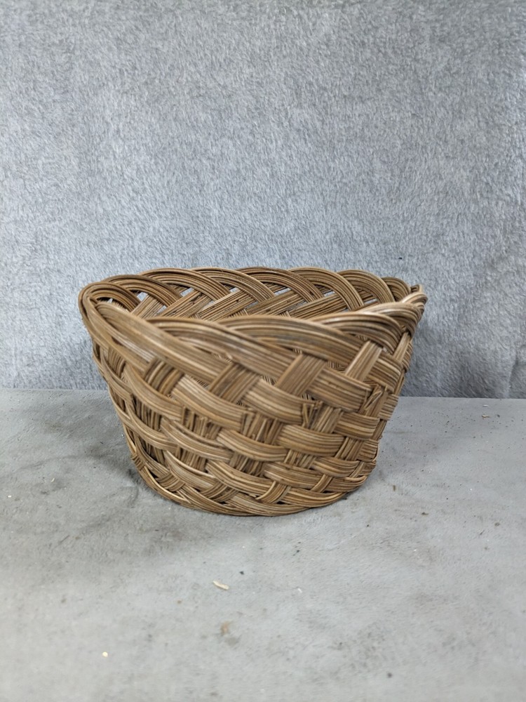 Decorative Wicker Basket Tray Bowl Woven Wicker 4" Tall